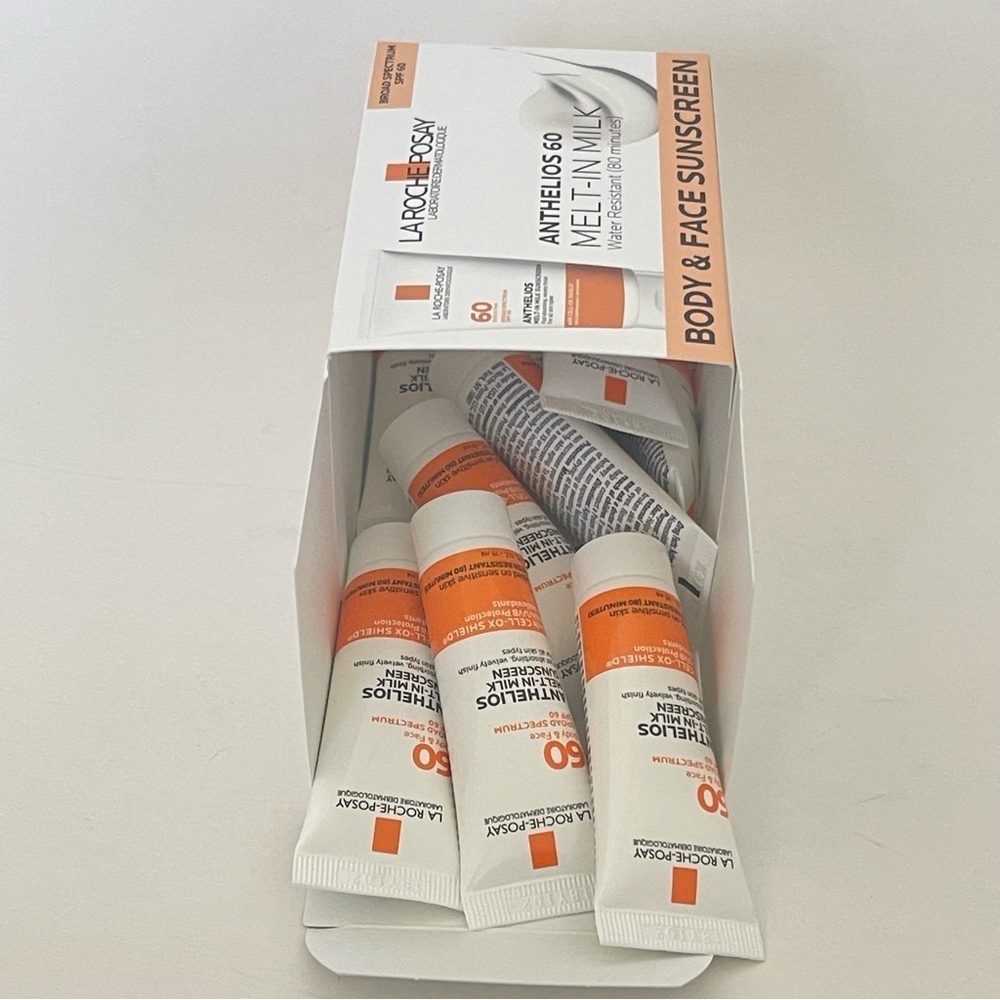 La Roche Posay Anthelios 60 Melt-in Milk Body Face Sunscreen Box of 10 0.5fl oz. - Picture 3 of 9